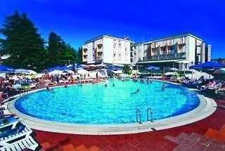 Pinia Sunny By Valamar * Porec