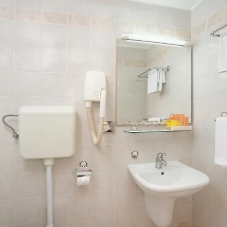 Pinia Sunny By Valamar Appartamento Porec
